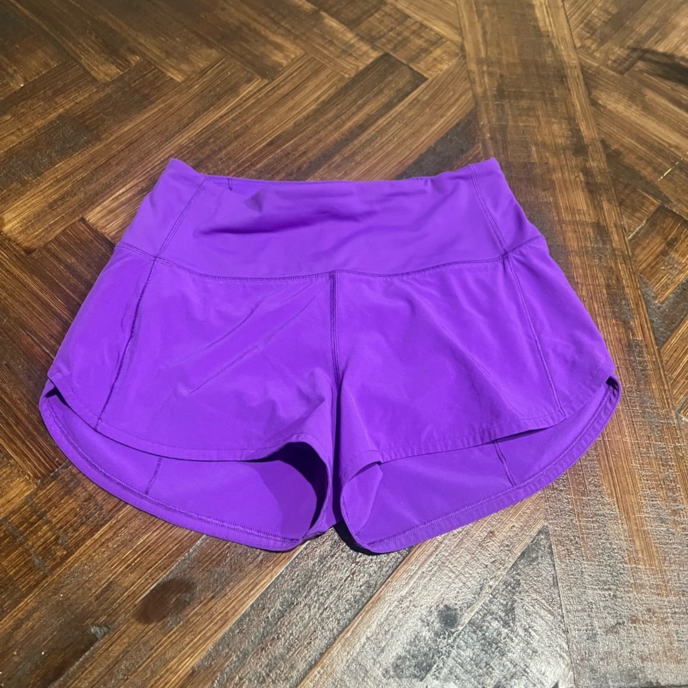 Lululemon high rise speed up 2.5 shorts